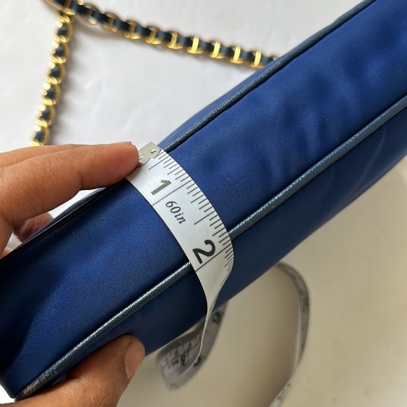 Prada bag - Picture 11 of 16